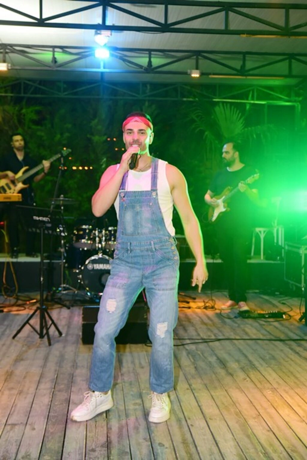 90'lar parti resimleri! 90'ların kıyafet ve aksesuarları - Resim 3