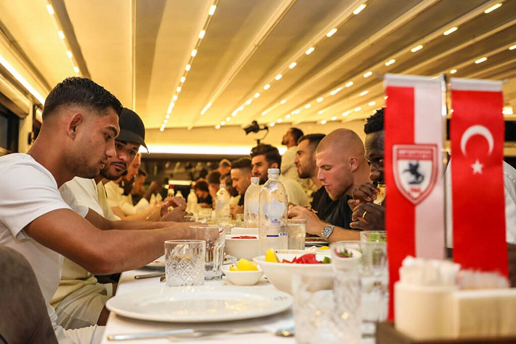 Diyarbakır Ocakbaşı Palace Samsunspor'u ağırladı - Resim 5