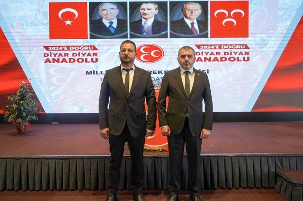 MHP İlkadım'da coşkulu Kongre! Yavuz Anuk Başkan Seçildi - Resim 1