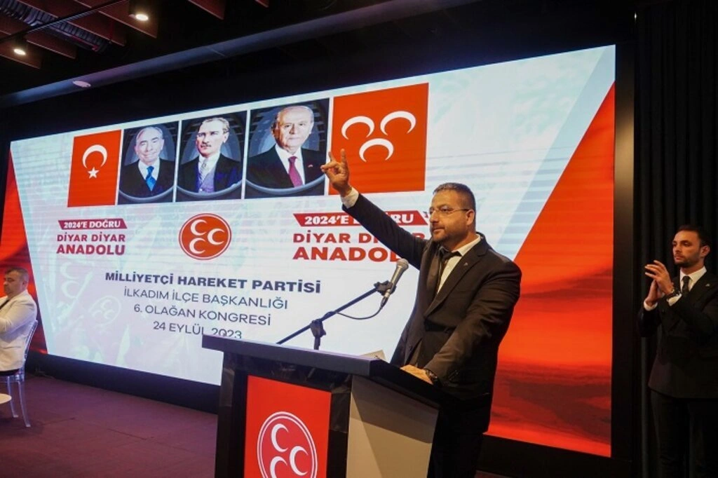 MHP İlkadım'da coşkulu Kongre! Yavuz Anuk Başkan Seçildi - Resim 4