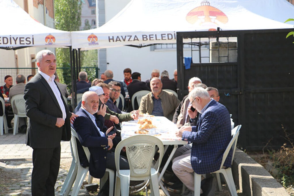 Havza Belediye Başkanı Özdemir vefat eden kardeşi için mevlit okuttu - Resim 4