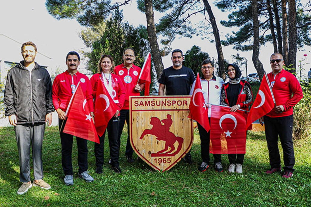 Samsun'da 100. Yıl Adalet Spor Oyunları Etkinliği Bayrak Yürüyüşü - Resim 3