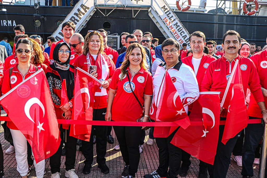 Samsun'da 100. Yıl Adalet Spor Oyunları Etkinliği Bayrak Yürüyüşü - Resim 8