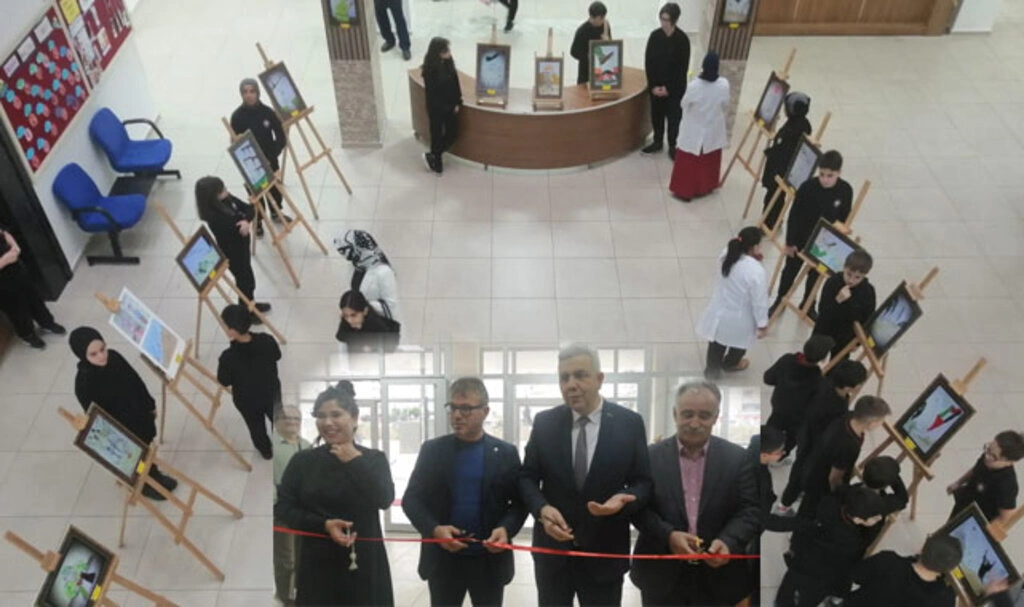 Atakum İmam Hatip Ortaokulu'ndan karikatür sergisi - Resim 1