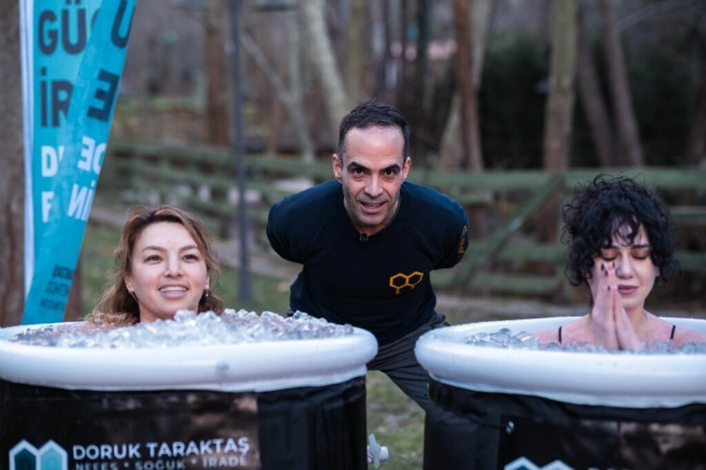 Mayo ile karlı dağlara tırmandılar! Wim Hof Method kış kampı - Resim 3