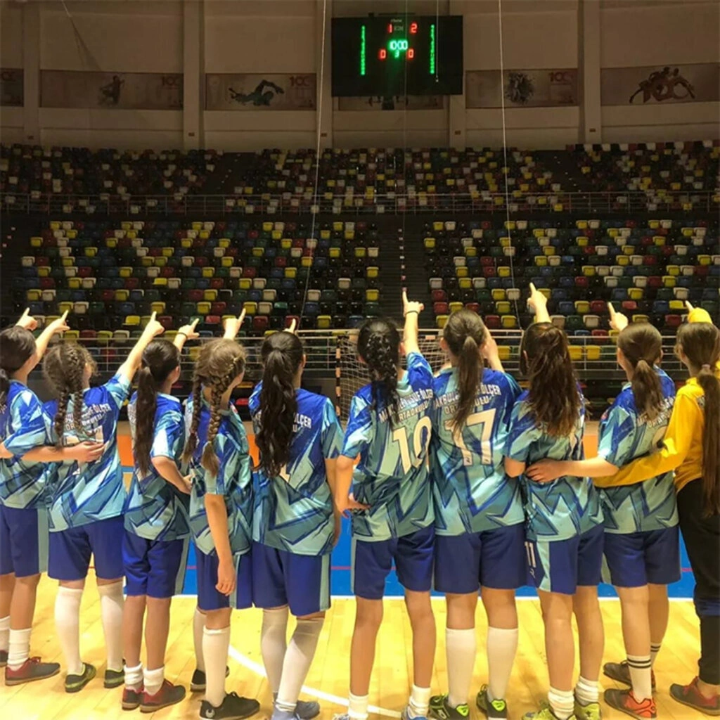 Havza Makbule Yusuf Ölçer Ortaokulu kız futsal takımı rakip tanımıyor - Resim 2
