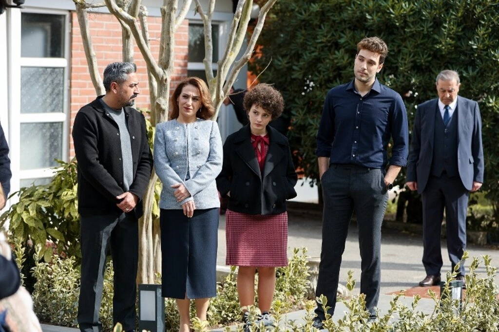 Yeni dizi yan oda oyuncuları, yan oda konusu - Resim 3