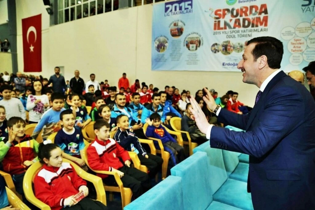 İlkadım Belediyesi 2015 Spor Yatırımları Sporcu ödül töreni - Resim 9