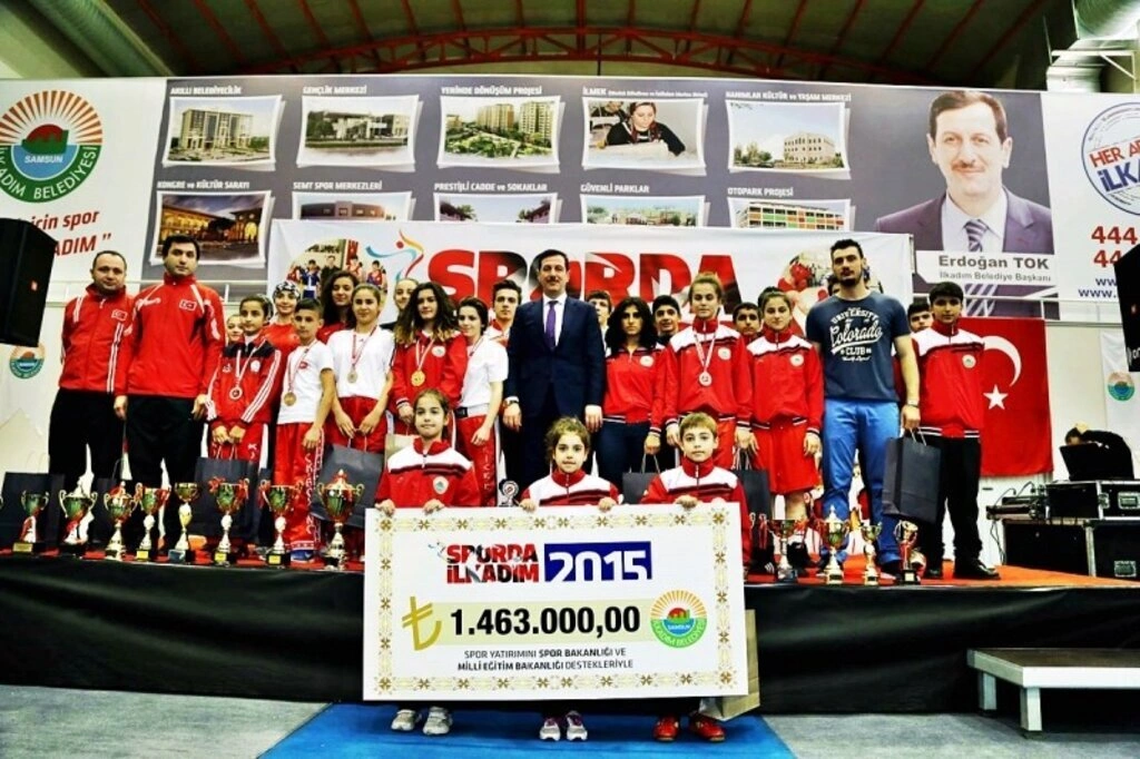 İlkadım Belediyesi 2015 Spor Yatırımları Sporcu ödül töreni - Resim 10