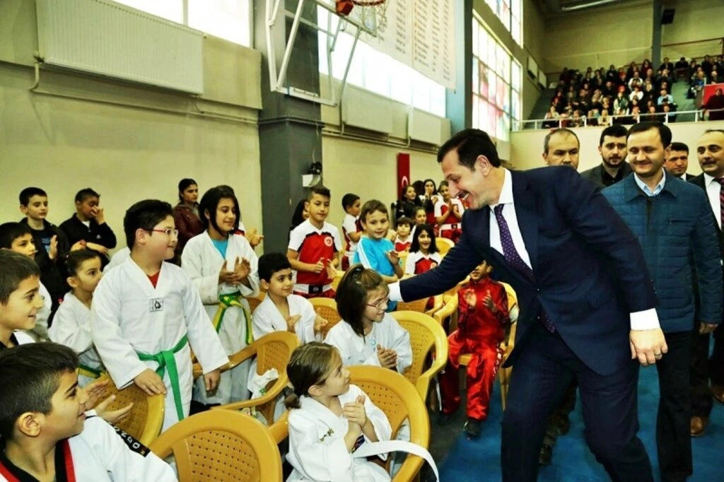 İlkadım Belediyesi 2015 Spor Yatırımları Sporcu ödül töreni - Resim 13