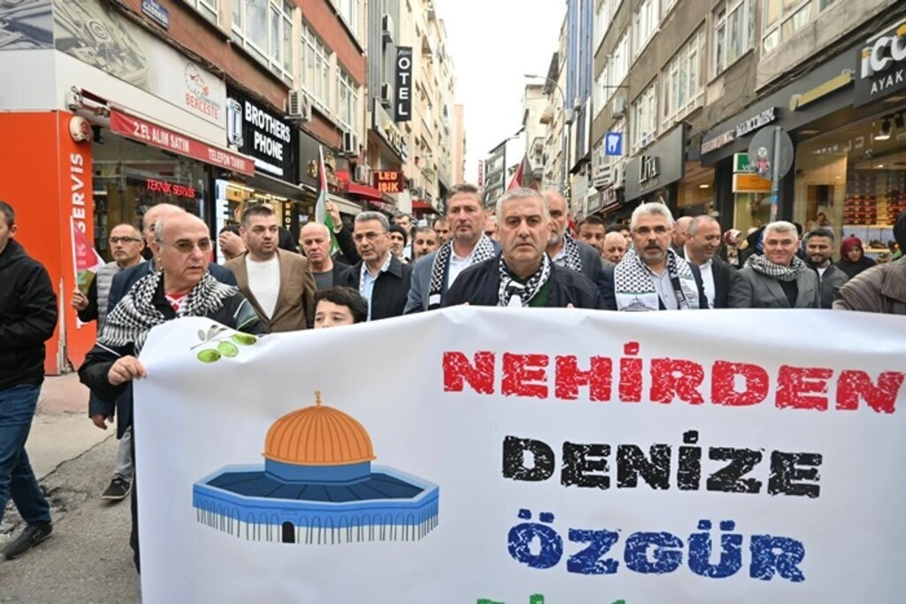 Samsun'da on binler Filistin için yürüdü - Resim 6