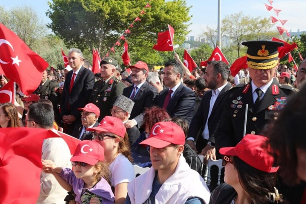 19 Mayıs Samsun’da coşkuyla kutlandı - Resim 2