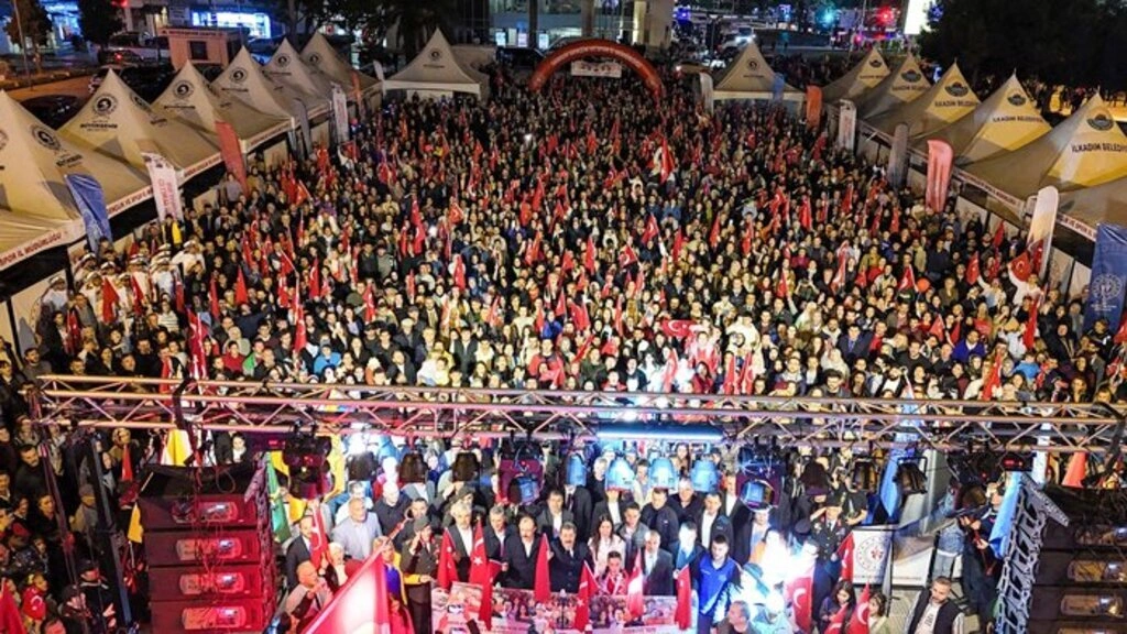 19 Mayıs Samsun’da coşkuyla kutlandı - Resim 14