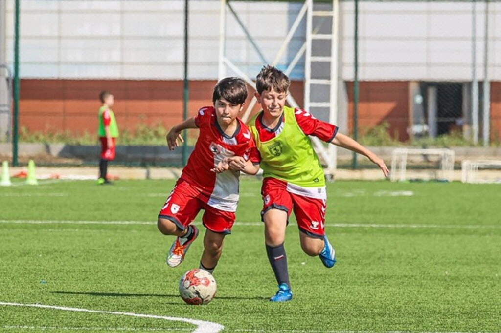 Samsunspor Futbol Okulları Şenliği Başladı - Resim 5