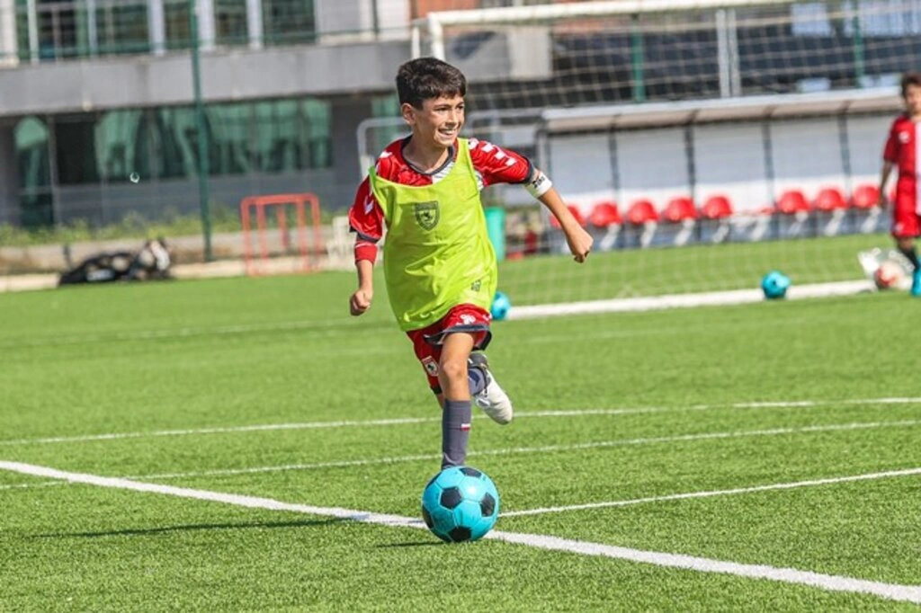 Samsunspor Futbol Okulları Şenliği Başladı - Resim 10
