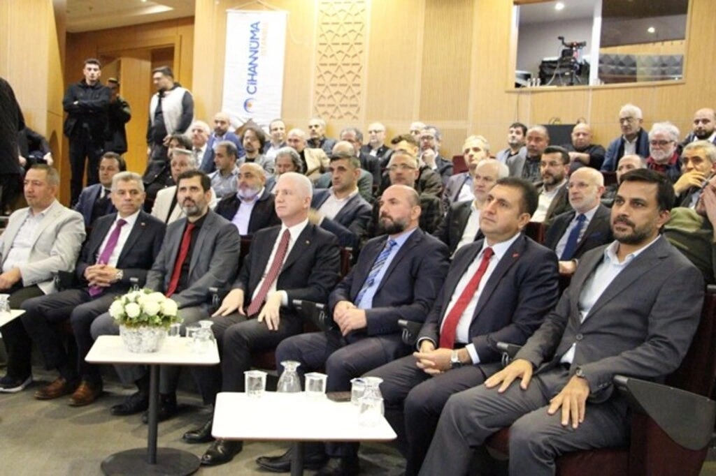 Cihannüma İstanbul Buluşmaları Konuğu Vali Davut Gül oldu - Resim 2