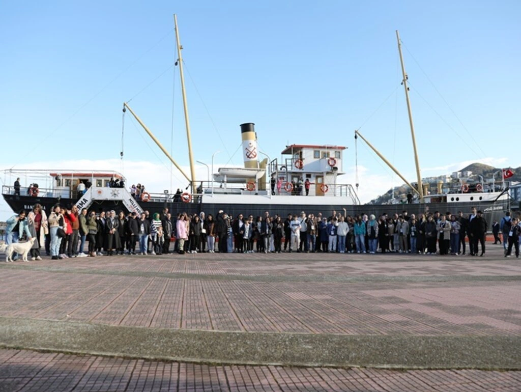 Uluslararası Türk Dünyası Bilim ve Kültür Şenliği Samsun'da coşkuyla gerçekleşti - Resim 1