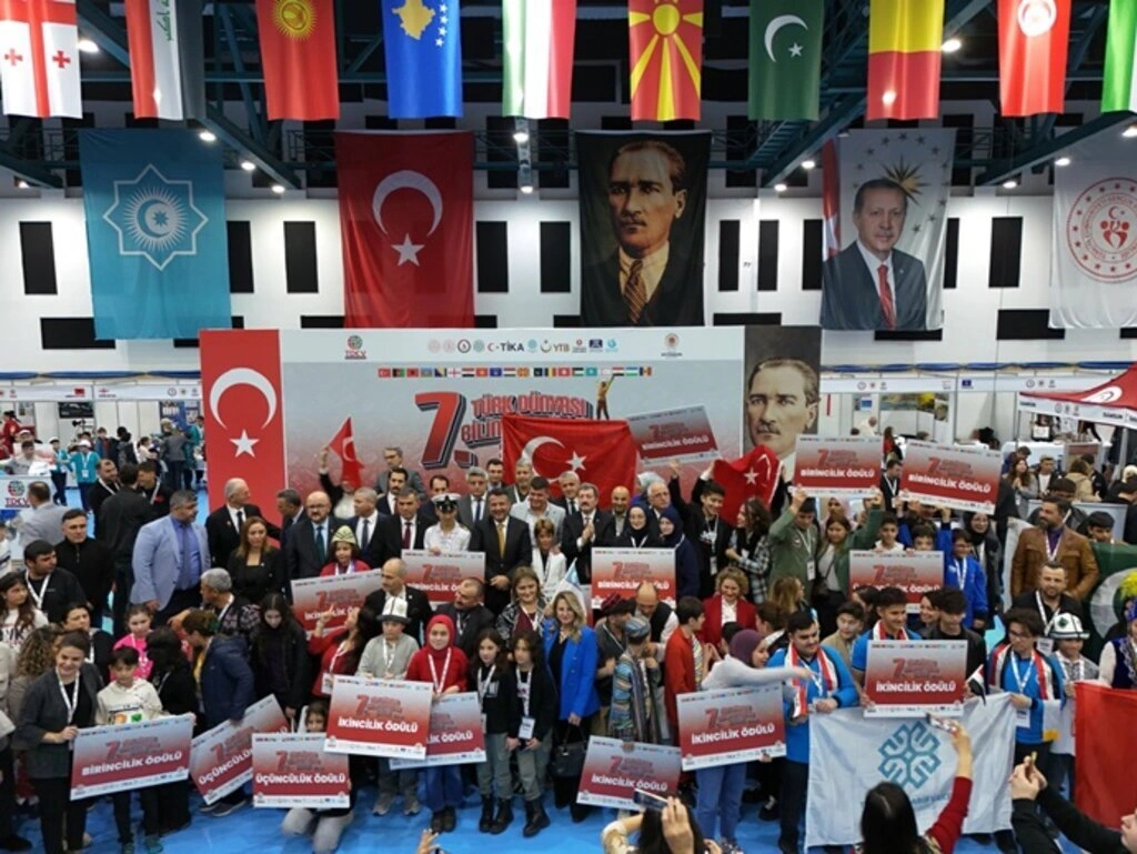 Uluslararası Türk Dünyası Bilim ve Kültür Şenliği Samsun'da coşkuyla gerçekleşti - Resim 6