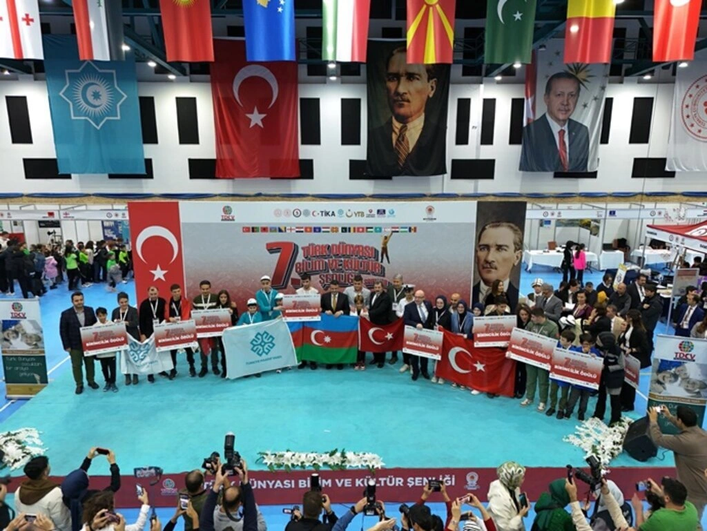 Uluslararası Türk Dünyası Bilim ve Kültür Şenliği Samsun'da coşkuyla gerçekleşti - Resim 7