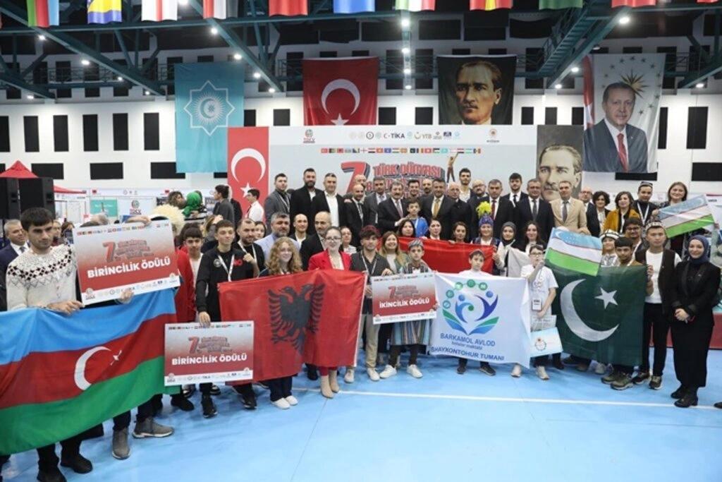 Uluslararası Türk Dünyası Bilim ve Kültür Şenliği Samsun'da coşkuyla gerçekleşti - Resim 10