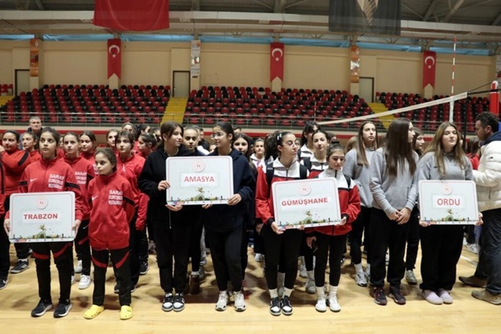 Okul Sporları Voleybol Yıldız Grup Müsabakaları başladı - Resim 6