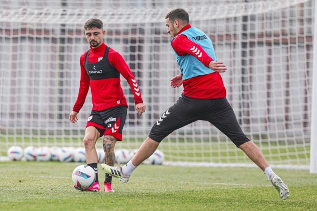 Samsunspor Beşiktaş'a, Beşiktaş'ta Samsunspor'a hazırlanıyor! - Resim 7