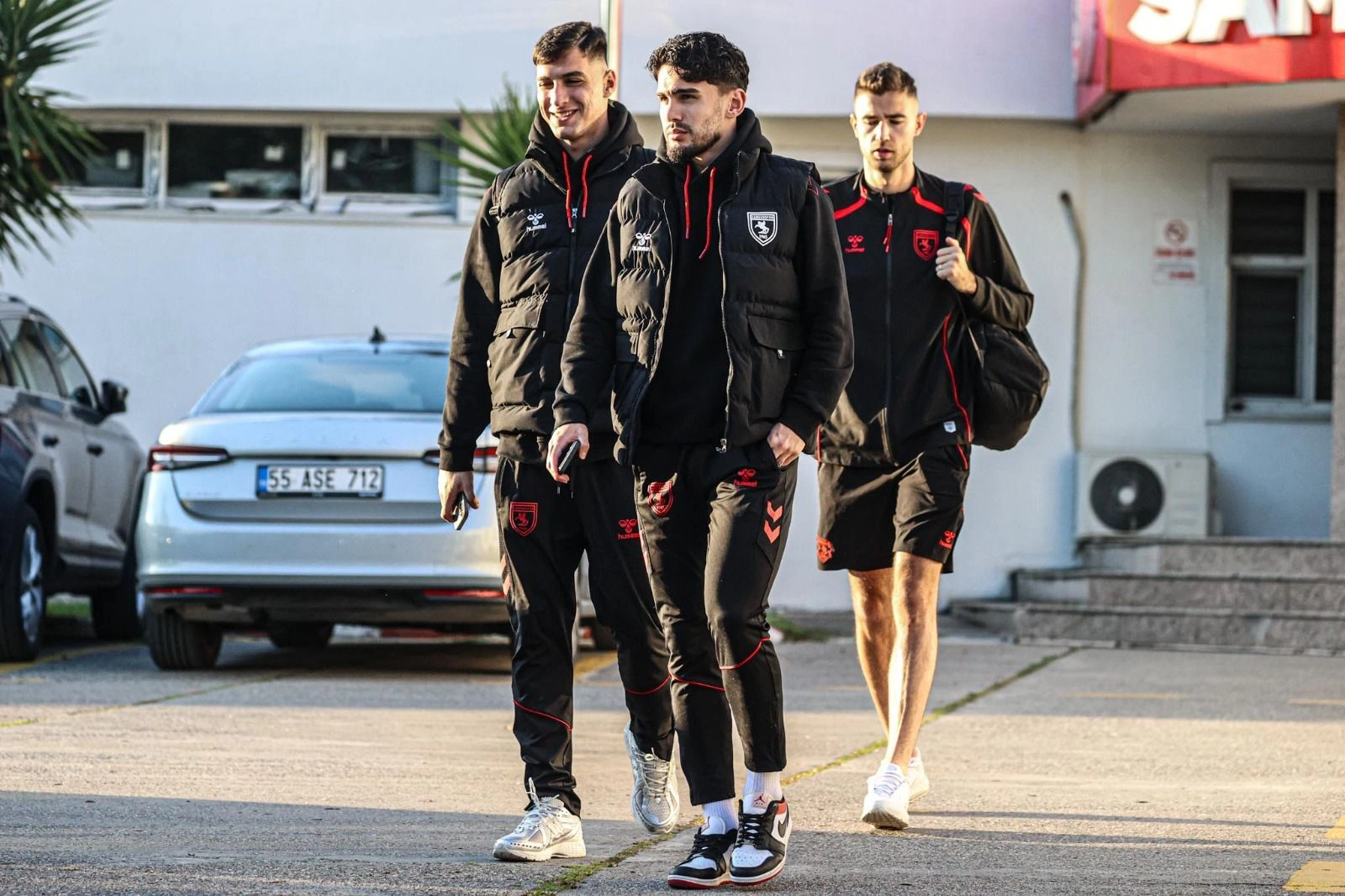 Samsunspor Galatasaray maçı için İstanbul'a hareket etti - Resim 5