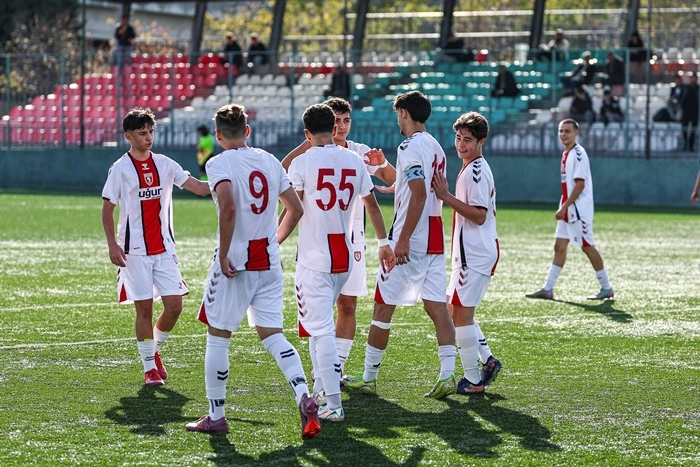 Uğur Okulları Sahadan 5–0 Galip Ayrıldı - Resim 10