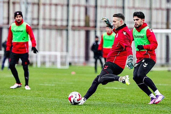 Samsunspor Fenerbahçe süper kupa yarı finali maçının hazırlıklarına devam ediyor - Resim 7