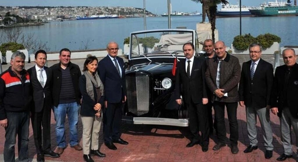Samsun Büyükşehir Belediyesi, Gazi Mustafa Kemal Atatürk’ün makam aracı olarak kullandığı otomobilin aynısını yaptırdı. - Resim 8