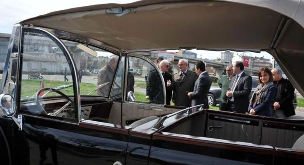 Samsun Büyükşehir Belediyesi, Gazi Mustafa Kemal Atatürk’ün makam aracı olarak kullandığı otomobilin aynısını yaptırdı. - Resim 13