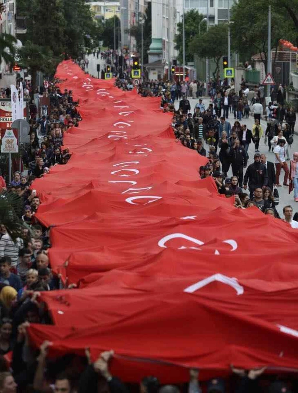 19 MAYIS BAYRAK - Resim 1