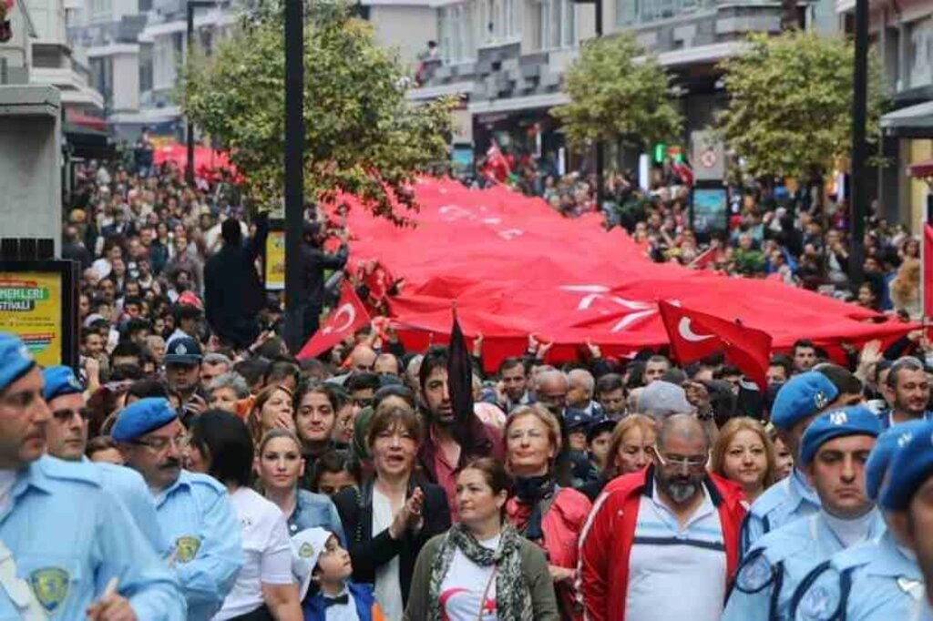 19 MAYIS BAYRAK - Resim 9