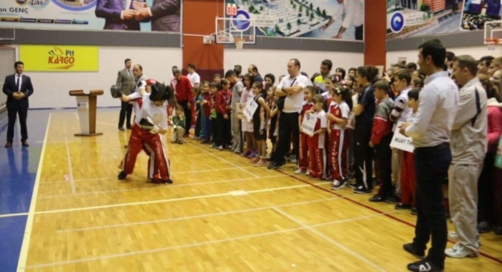 Canik'te spor külüpleri biraraya geldi - Resim 13