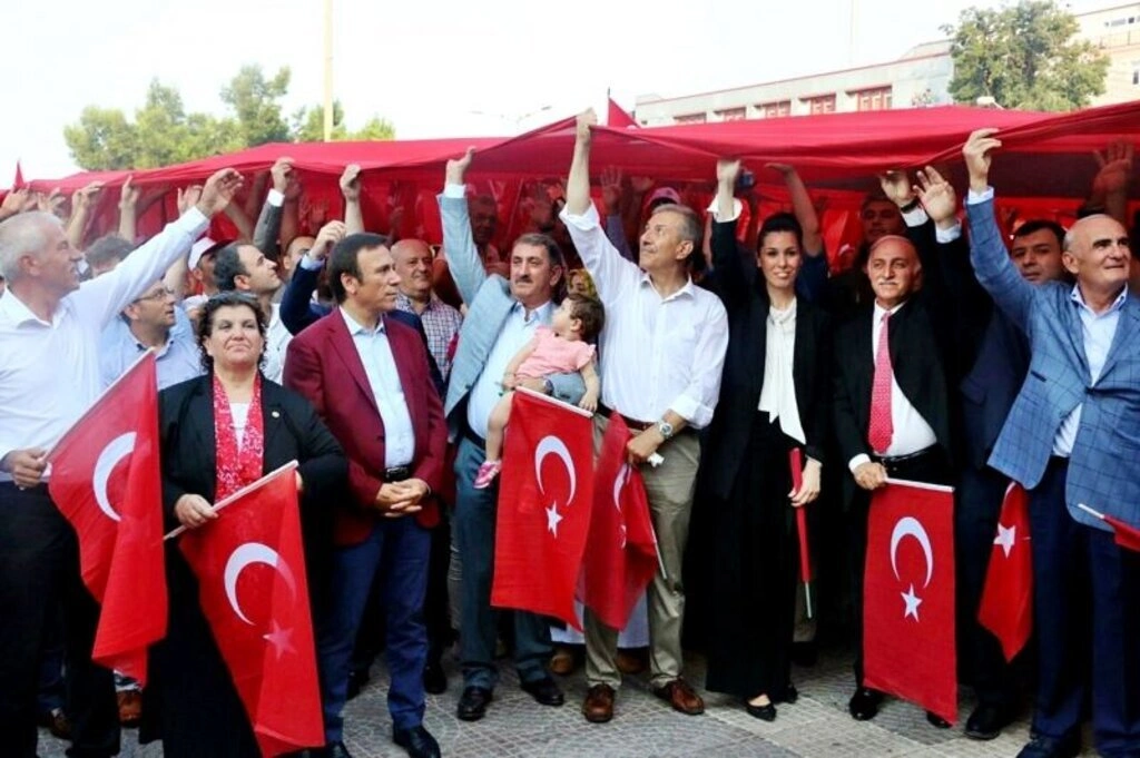 Milletvekili Köktaş demokrasi nöbeti resimleri - Resim 3