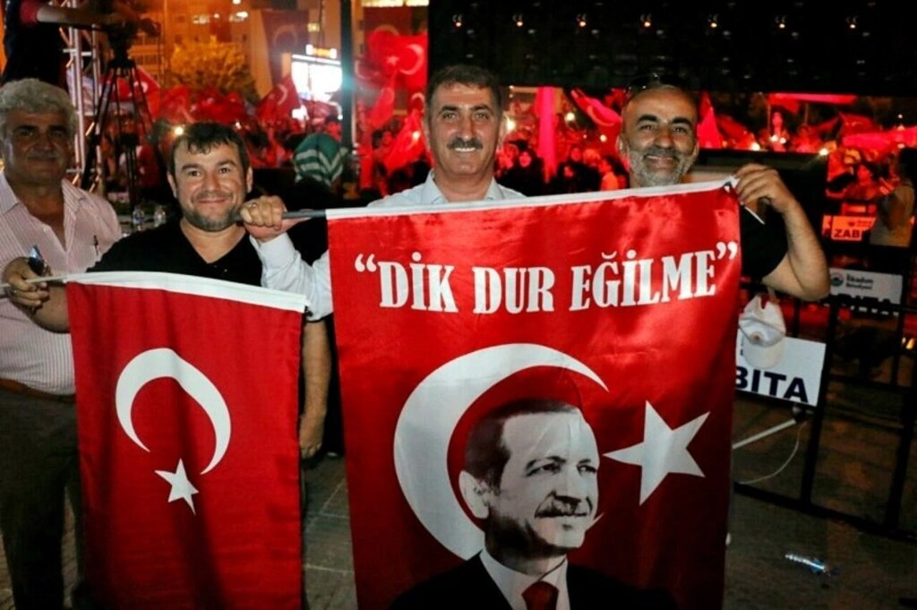 Milletvekili Köktaş demokrasi nöbeti resimleri - Resim 7