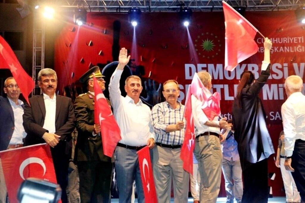 Milletvekili Köktaş demokrasi nöbeti resimleri - Resim 10