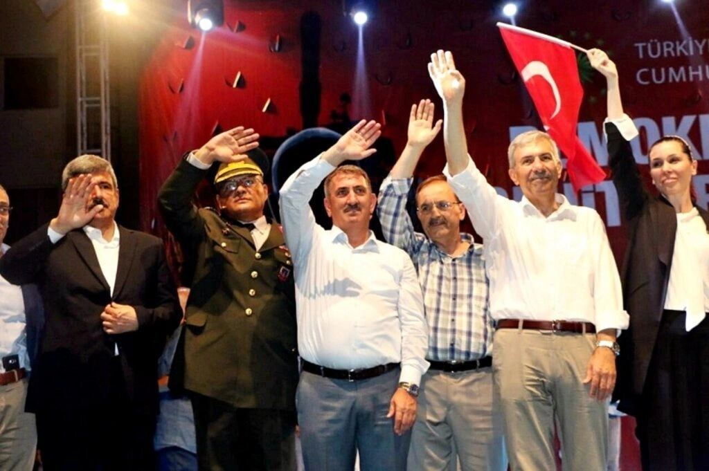 Milletvekili Köktaş demokrasi nöbeti resimleri - Resim 12