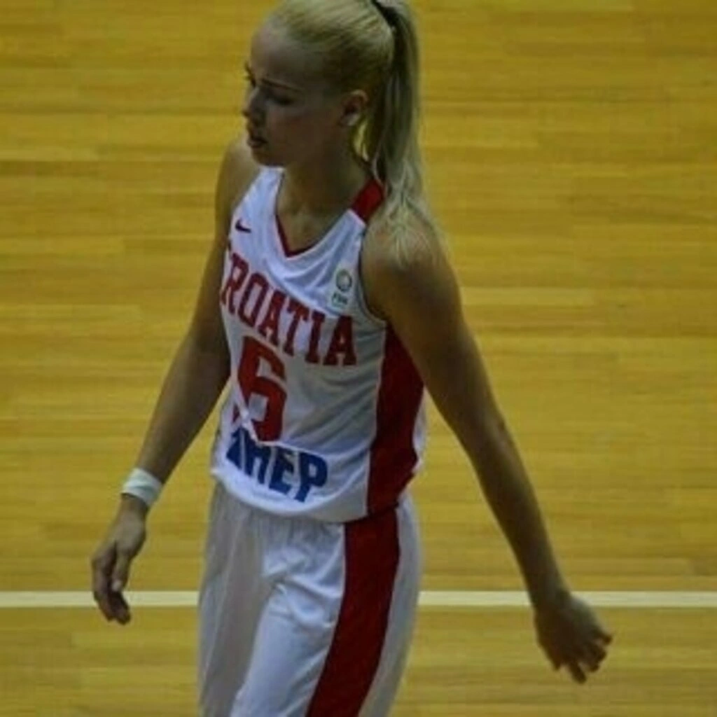 Antonija Mizura Sandric ulusal basının gündeminde - Resim 24