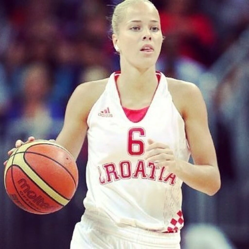 Antonija Mizura Sandric ulusal basının gündeminde - Resim 25