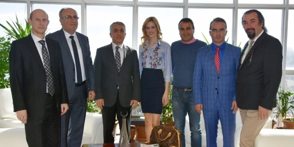 Kim bu güzel oyuncu - Resim 5