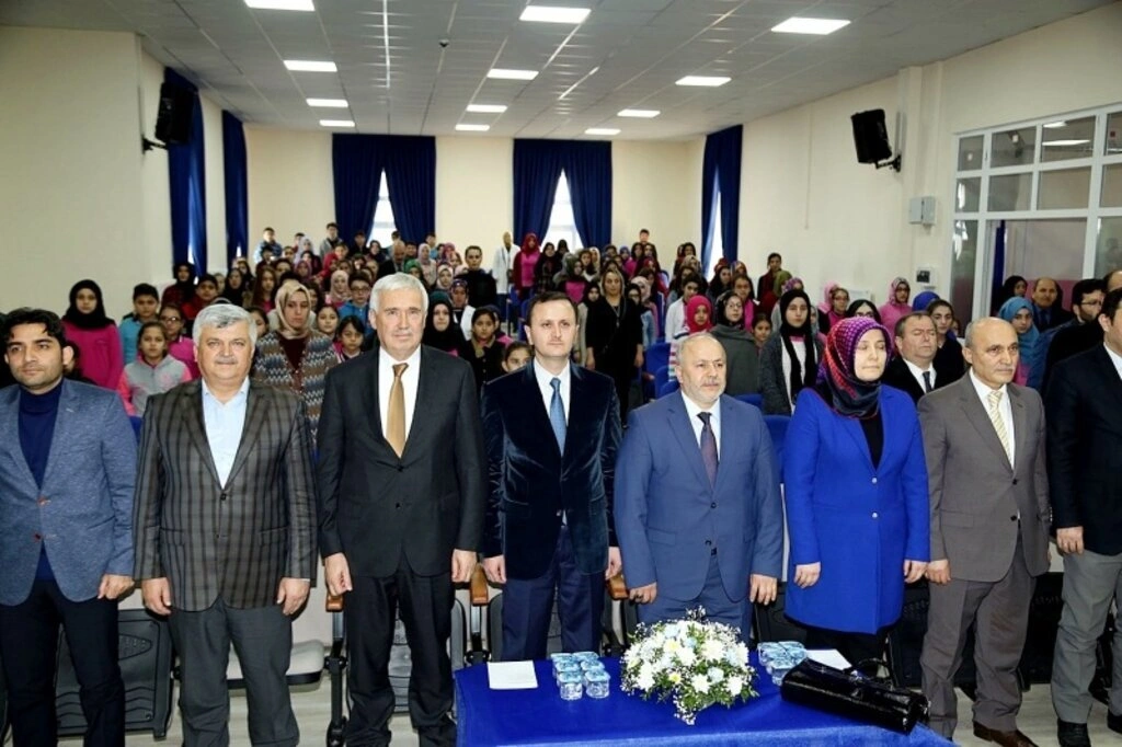 İlkadım Belediyesi'nin Okullara Desteği Sürüyor - Resim 2