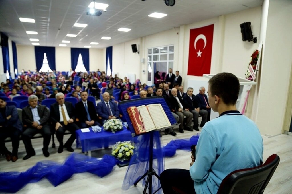 İlkadım Belediyesi'nin Okullara Desteği Sürüyor - Resim 5