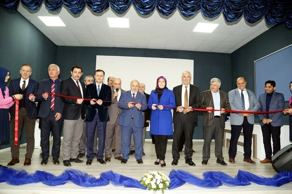 İlkadım Belediyesi'nin Okullara Desteği Sürüyor - Resim 7