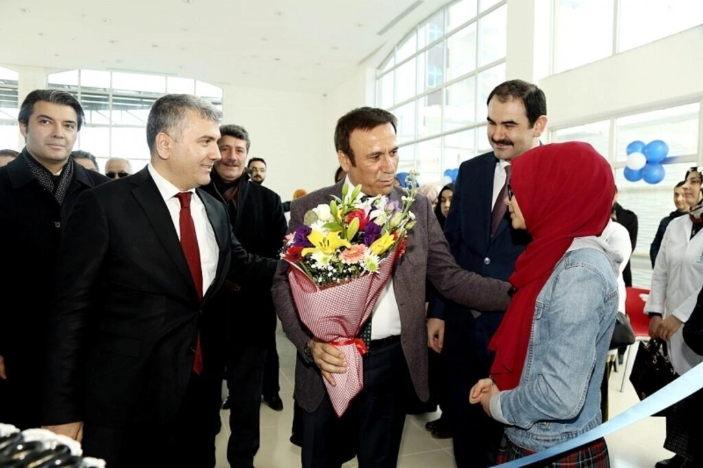 Canik Belediyesi Anadolu İmam-Hatip Lisesi'ne konferans salonu - Resim 13