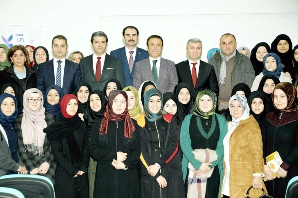 Canik Belediyesi Anadolu İmam-Hatip Lisesi'ne konferans salonu - Resim 14
