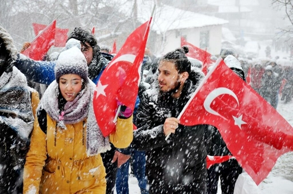 OMÜ'lü öğrenciler Ladik Akdağ'da Sarıkamış Şehitleri'ni andılar - Resim 3