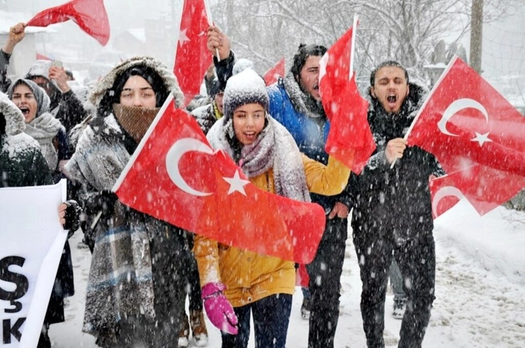 OMÜ'lü öğrenciler Ladik Akdağ'da Sarıkamış Şehitleri'ni andılar - Resim 5