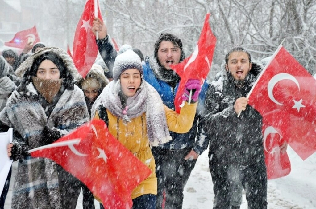 OMÜ'lü öğrenciler Ladik Akdağ'da Sarıkamış Şehitleri'ni andılar - Resim 8