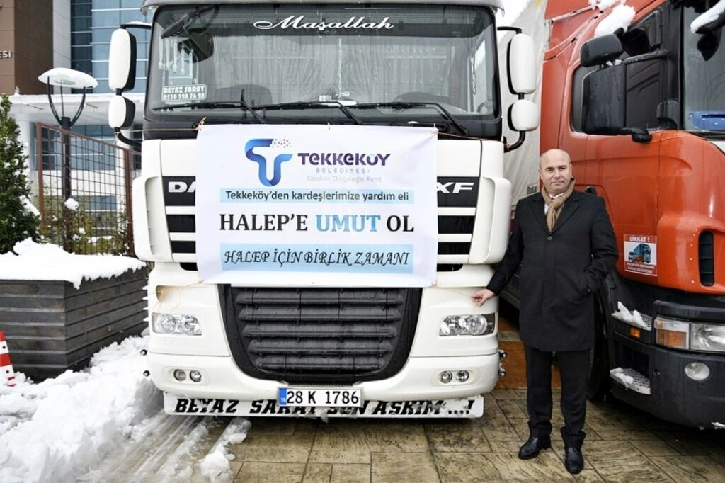 Tekkeköy yardım tırlarını dualarla uğurlandı - Resim 11